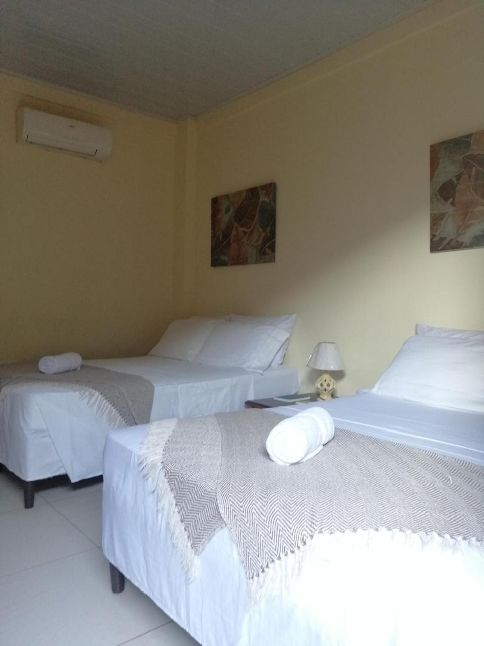Cabinas Gosen Puntarenas Ngoại thất bức ảnh